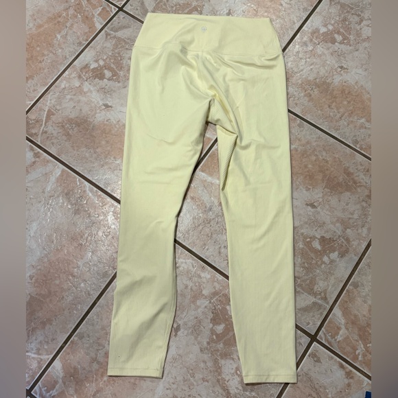 Athleta butter yellow transcend rib 7/8 tight ribbed leggings - Picture 5 of 7